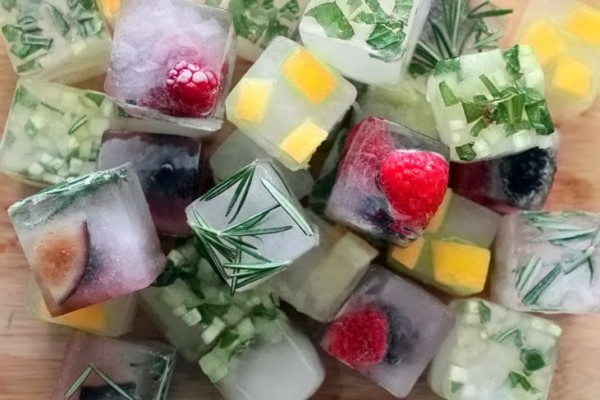 herbs-in-ice-cubes