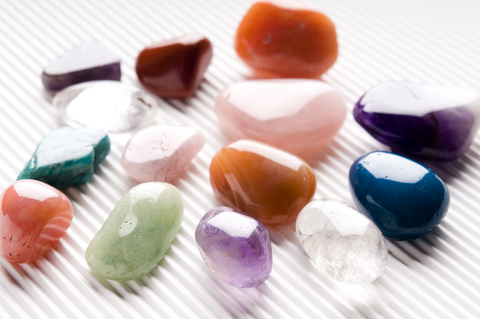 Лечебни свойства на скъпоценни камъни и кристали – 1