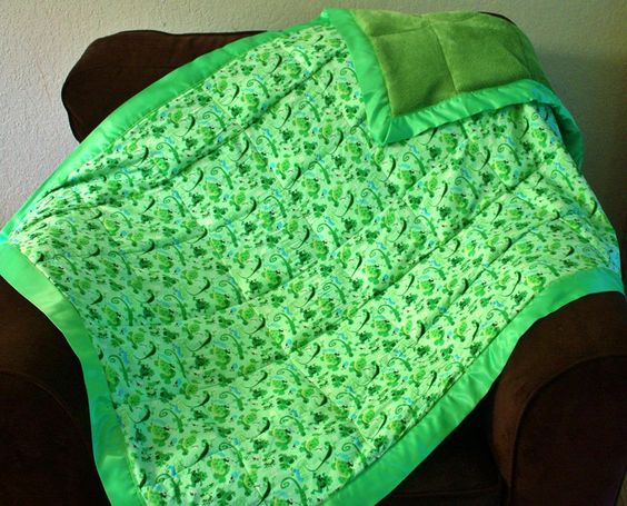 weighted-blanket-green